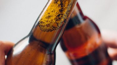‘Zware drinkers hebben veel meer kans op dementie’