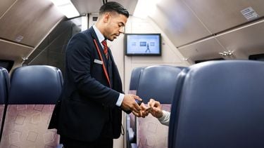 Griepepedemie en reizen met het ov: zo verspreid de griep zich én zo kun je jezelf het beste beschermen