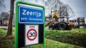 ZEERIJP - Plaatsnaambord van het Groningse dorp Zeerijp, waar een aardbeving met een kracht van 3.4 heeft plaatsgevonden. Het is daarmee de op twee na zwaarste beving ooit in Groningen gemeten. Ondanks de sluiting van het Groningen-gasveld in april 2024 zullen de aardbevingen naar verwachting nog een tijd doorgaan. ANP SIESE VEENSTRA