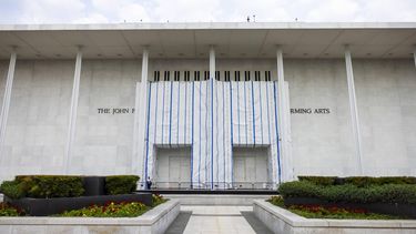 epa13167301 The John F. Kennedy Center for the Performing Arts in Washington DC, USA, 12 August 2026 (reissued on 13 August 2026). The Kennedy Center board has voted to add another inscription of US President Donald Trump's name to the building, this one with the line 'Restored and Renovated by President Donald J. Trump.' A previous inscription of Trump's name was removed in June after a federal judge found it had been added illegally.  EPA/JIM LO SCALZO