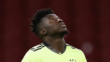 Vraagtekens Over Corona Maar Half Ajax Ontbreekt In Champions League