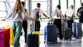 gevaarlijke vakantiefoto, criminelen, identiteitsfraude, vliegen, vakantie