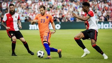 Van der Vaart stopt per direct met voetbal