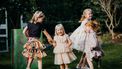 Grootschalig onderzoek: leeftijd en genen beïnvloeden geslacht baby en kans op alleen dochters