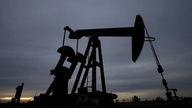 epa08347159 A view of an oil pump jack in the oil field near Midland, Texas, USA, 06 April 2020. Midland, Texas is a city in western Texas, part of the Permian Basin area. Gas prices across the country are extremely low due to a dramatic drop in the value of oil.  EPA/LARRY W. SMITH
