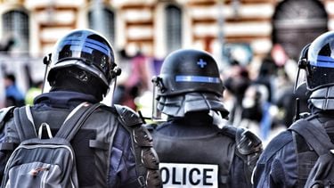 Vijf vrouwen opgepakt op verdenking plannen terroristische aanslag Frankrijk