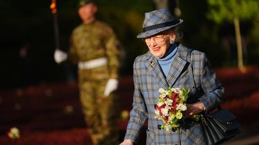 epaselect epa12073579 Denmark's Queen Margrethe II arrives at a memorial service for the commemoration of the 80th anniversary of Denmark's liberation, at Ryvangen Memorial Park (Mindelunden) in Copenhagen, Denmark, 04 May 2025.  EPA/IDA MARIE ODGAARD  DENMARK OUT