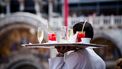 Barman doodgeslagen: weigerde bediening dronken man