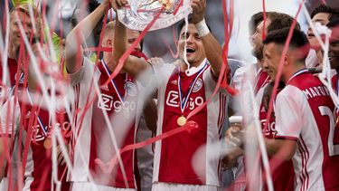 Ajax Verslaat Psv En Pakt Johan Cruijff Schaal