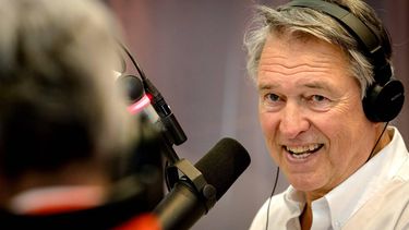 AMSTERDAM - Ron Brandsteder met NPO radio 5 programma Rons RadioShow op de eerste dag van de Huishoudbeurs in de RAI Amsterdam. ANP SANDER KONING