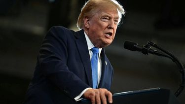 US President Donald Trump delivers remarks at the Nassau County Police Academy Center for Training and Intelligence in Garden City, New York, on August 14, 2026. 
Kent NISHIMURA / AFP