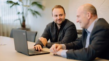 Max van Pearl Capital