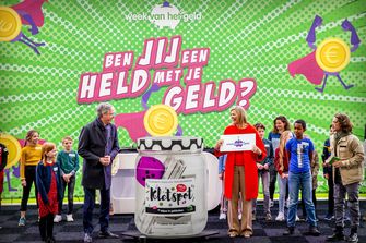 Week Van Het Geld Van Start Met Vorstelijk Randje