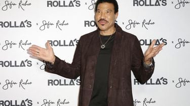 Lionel Richie wil een coronaversie van deze bekende hit