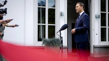 Eelco Heinen minister Financiën witwassen banken privacy