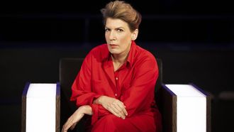 HILVERSUM - Portret van Paulien Cornelisse in de studio van tv-quiz De slimste mens. ANP FREEK VAN DEN BERGH