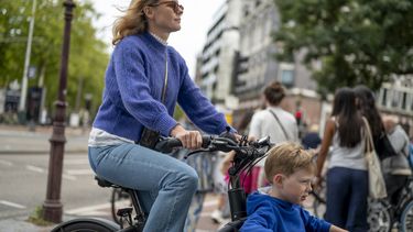 bakfietsen, fietsen, verkeersveiligheid, verkeer