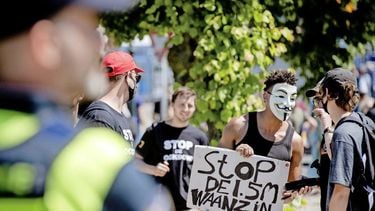 Demonstratie Van Actiegroep Virus Waanzin Is Ook In Amsterdam Verboden