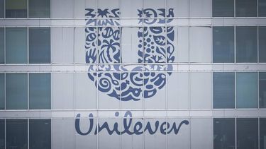 ROTTERDAM - Exterieur van het hoofdkantoor van Unilever in Rotterdam, Unilever wordt op papier een Brits bedrijf Het levens- en wasmiddelenconcern Unilever geeft zijn dubbele Brits-Nederlandse structuur op en wordt op papier volledig Brits. ANP ROBIN VAN LONKHUIJSEN
