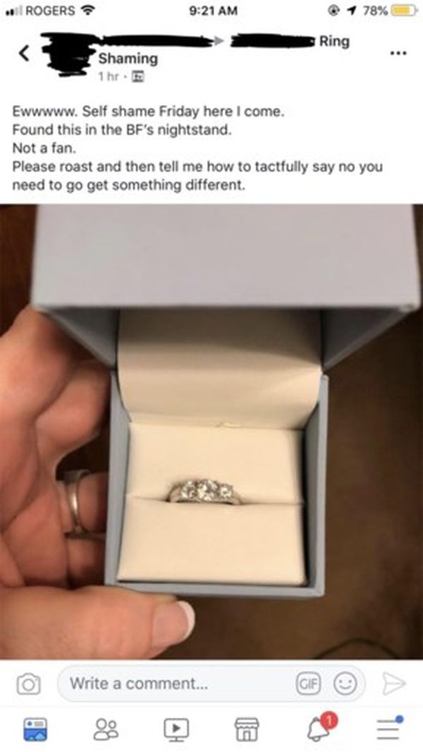 Vrouw klaagt op Facebook over haar verlovingsring