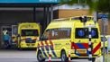 EMMEN - Ambulances bij het Scheper ziekenhuis. De spoedeisende hulp van het Scheper ziekenhuis is gesloten vanwege een wereldwijde computerstoring. Alle ziekenhuizen die vallen onder zorgorganisatie Treant annuleren operaties vanwege de storing. ANP MARCEL J. DE JONG