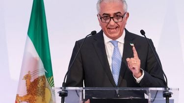 Iranian opposition leader and son of the last shah of Iran Mohammad Reza Pahlavi, Reza Pahlavi holds a press conference in Paris on june 23, 2025. Pahlavi has long called for the restoration of the warm relationship that existed between his late father and Israel, to reverse the Islamic republic's refusal to recognise the existence of Israel.
JOEL SAGET / AFP