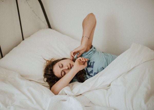 Vermoeidheid, vermoeid, moe, herfst, slapen, bed, wakker worden