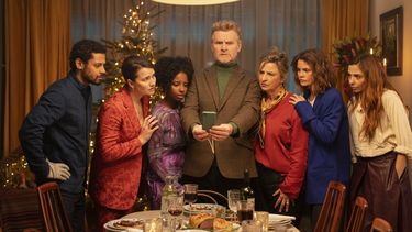 Dit is geen Kerstfilm cast in action 5