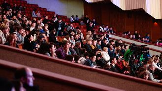 Eindelijk een volle zaal: honderden bezoekers naar proefevenement