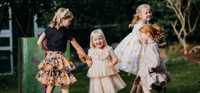 Grootschalig onderzoek: leeftijd en genen beïnvloeden geslacht baby en kans op alleen dochters
