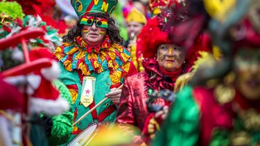 Limburg en Brabant trappen start carnavalsseizoen af