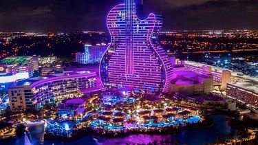 Hard Rock opent gigantisch gitaarvormig hotel