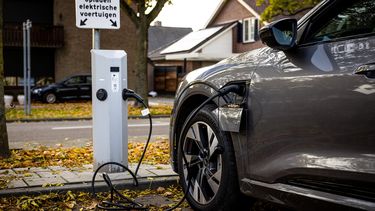 elektrische auto opladen laadplekken