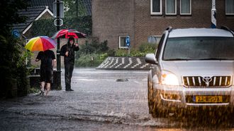het weer, regen, herfst, weersvoorspelling, buien