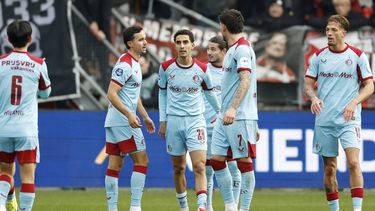 UTRECHT - (l-r) Mats Deijl of Feyenoord, Oussama Targhalline of Feyenoord, Anis Hadj Moussa of Feyenoord, Jakub Moder of Feyenoord vieren de 0-1  tijdens de Nederlandse Eredivisie wedstrijd tussen FC Utrecht en Feyenoord in stadion Galgenwaard op 8 februari 2026 in Utrecht, Nederland. MAURICE VAN STEEN / ANP