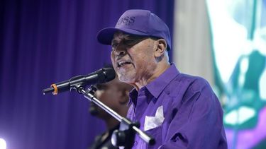 PARAMARIBO - Desi Bouterse tijdens een massameeting van de NDP, de partij van de Surinaamse oud-legerleider, ex-president en politicus. ANP RANU ABHELAKH