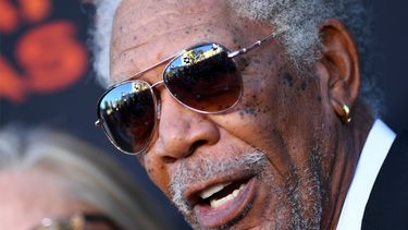 Morgan Freeman aan de lijn: een tienminutengesprek met God
