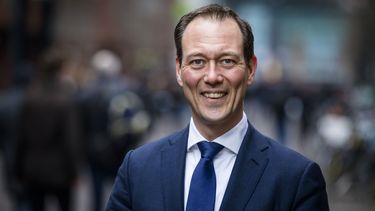 Revis neemt taken burgemeester Den Haag tijdelijk waar