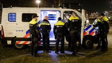 Nog steeds onrust Den Haag: dertien mensen aangehouden