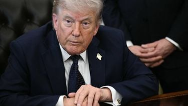 US President Donald Trump looks on during a meeting with Lebanon's Ambassador to the US, Nada Hamadeh Moawad, and Israel's Ambassador to the US, Yechiel Leiter, at the White House in Washington, DC on April 23, 2026.  US President Donald Trump met Lebanese and Israeli envoys at a new round of peace talks Thursday, with Beirut seeking a one-month extension of a shaky ceasefire set to expire.
Brendan SMIALOWSKI / AFP