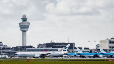 Een op drie vluchten vanaf Schiphol is kort.