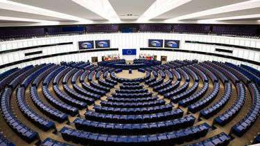 epa11479810 A general interior view of the empty hemicycle in the European Parliament in Strasbourg, France, 15 July 2024. The first plenary session of the new European Parliament takes place from 16 July to 19 July 2024.  EPA/CHRISTOPHE PETIT TESSON