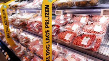 Supermarkten stoppen steeds meer plantaardige ingrediënten in vlees, vaak zónder dat je het ziet