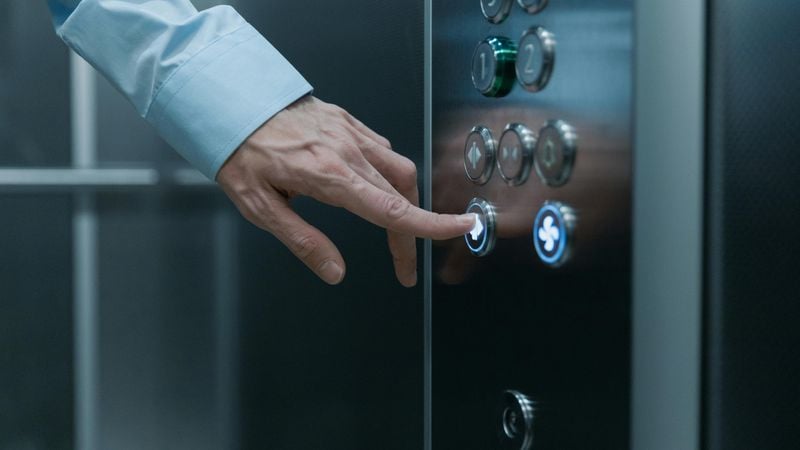 Lift, vastzitten