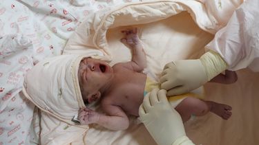 'Baby's mogelijk in baarmoeder besmet met coronavirus'
