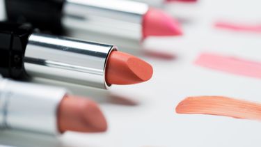 Sephora aangeklaagd: herpes door tester lippenstift