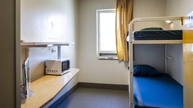 Code zwart, gevangenissen, tekort, cellen