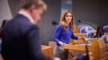 2023-10-17 14:25:34 DEN HAAG - Pieter Omtzigt (NSC) en Dilan Yesilgoz, demissionair minister van Justitie en Veiligheid tijdens het wekelijkse vragenuur in de Tweede Kamer. ANP PHIL NIJHUIS