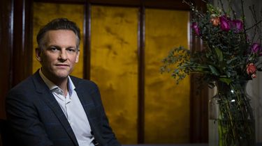Barry Atsma Ziet Verzetsbroers Als Voorbeeld