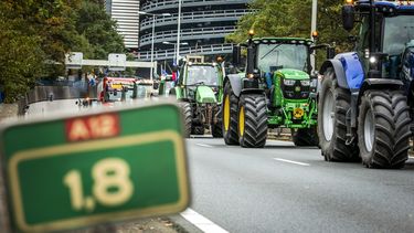 Remkes en Rutte waarschuwen boeren: Hou je aan de afspraken
